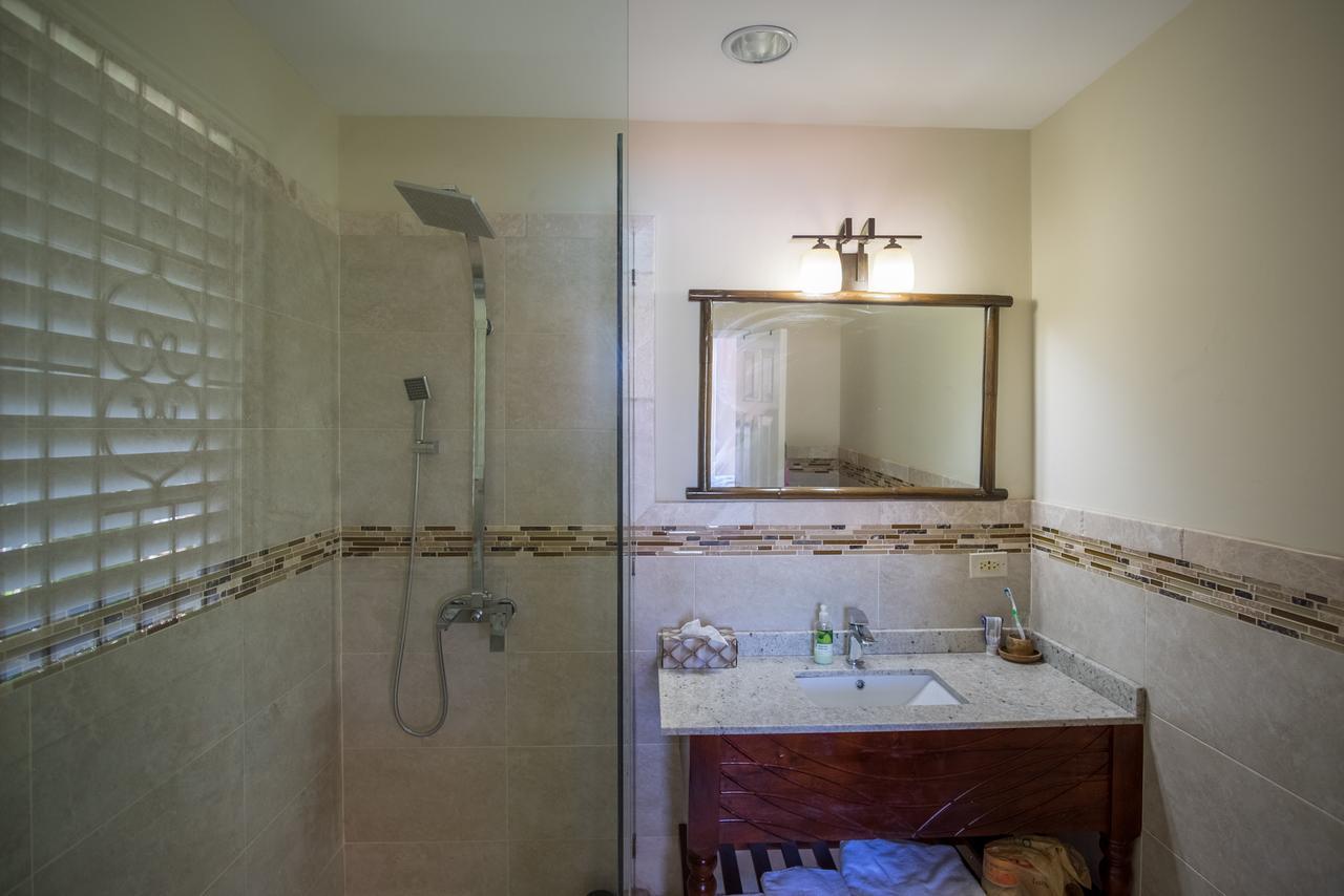 Sunspot Villa Runaway Bay Ngoại thất bức ảnh
